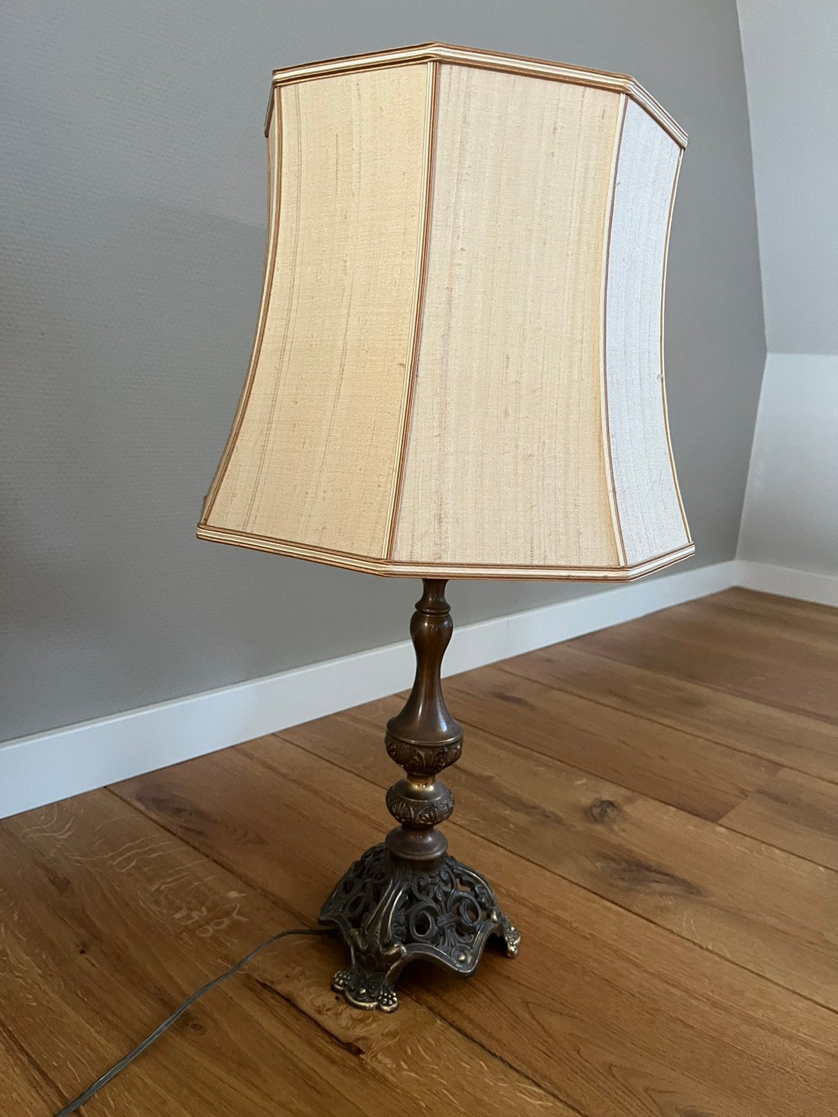 Antieke schemerlamp, Huis en Inrichting, Lampen | Tafellampen, Ophalen, Zo goed als nieuw, Schemerlamp