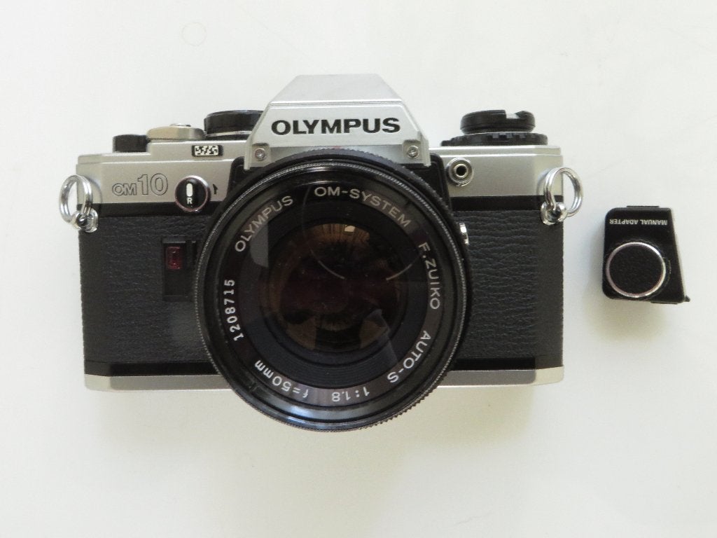 Olympus OM-10 + F/Zuiko F1:1.8 50mm., Verzenden, Gebruikt, Spiegelreflex, Olympus
