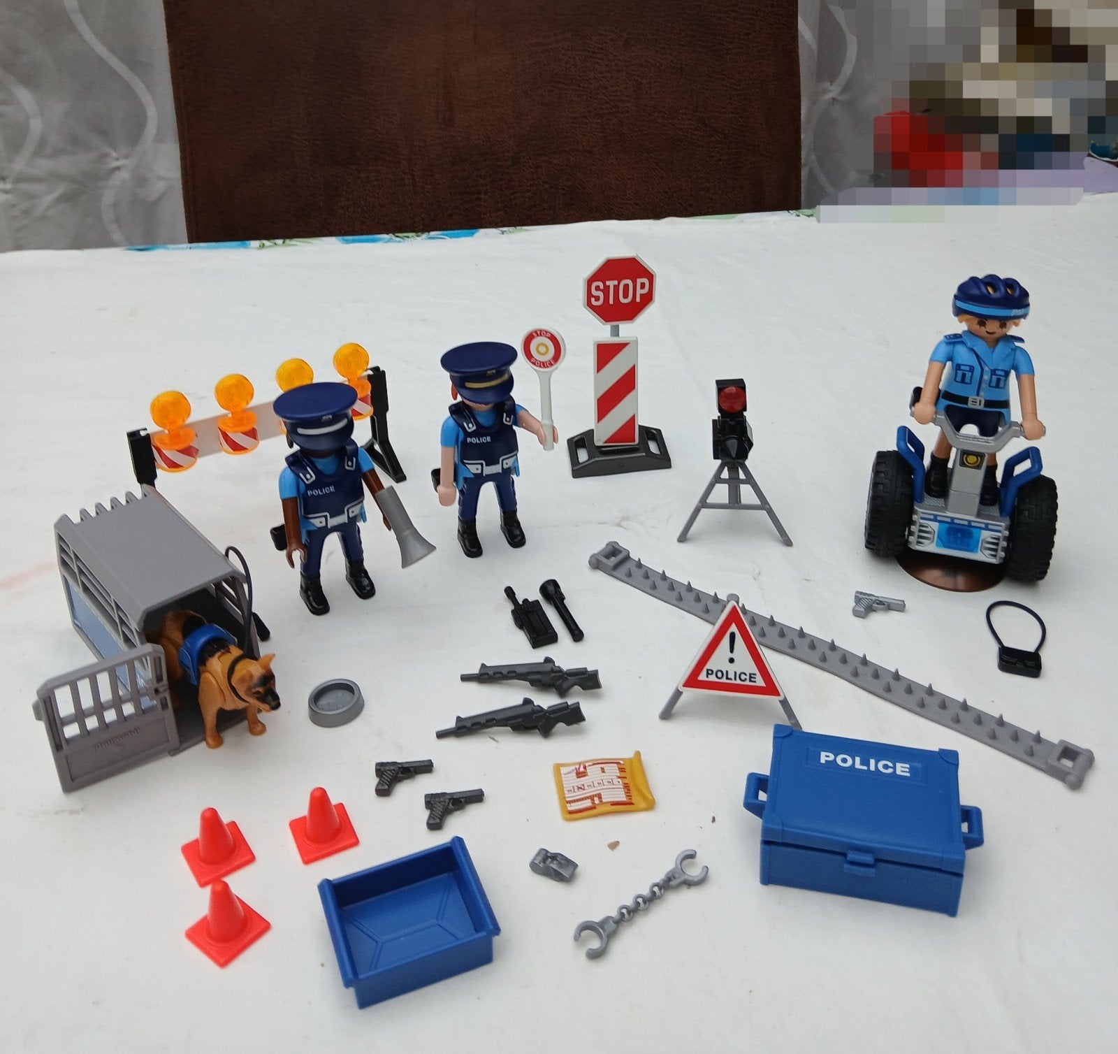 Playmobil 6877, 6878/6924 Wegversperring en Agente op segway, Ophalen of Verzenden, Zo goed als nieuw