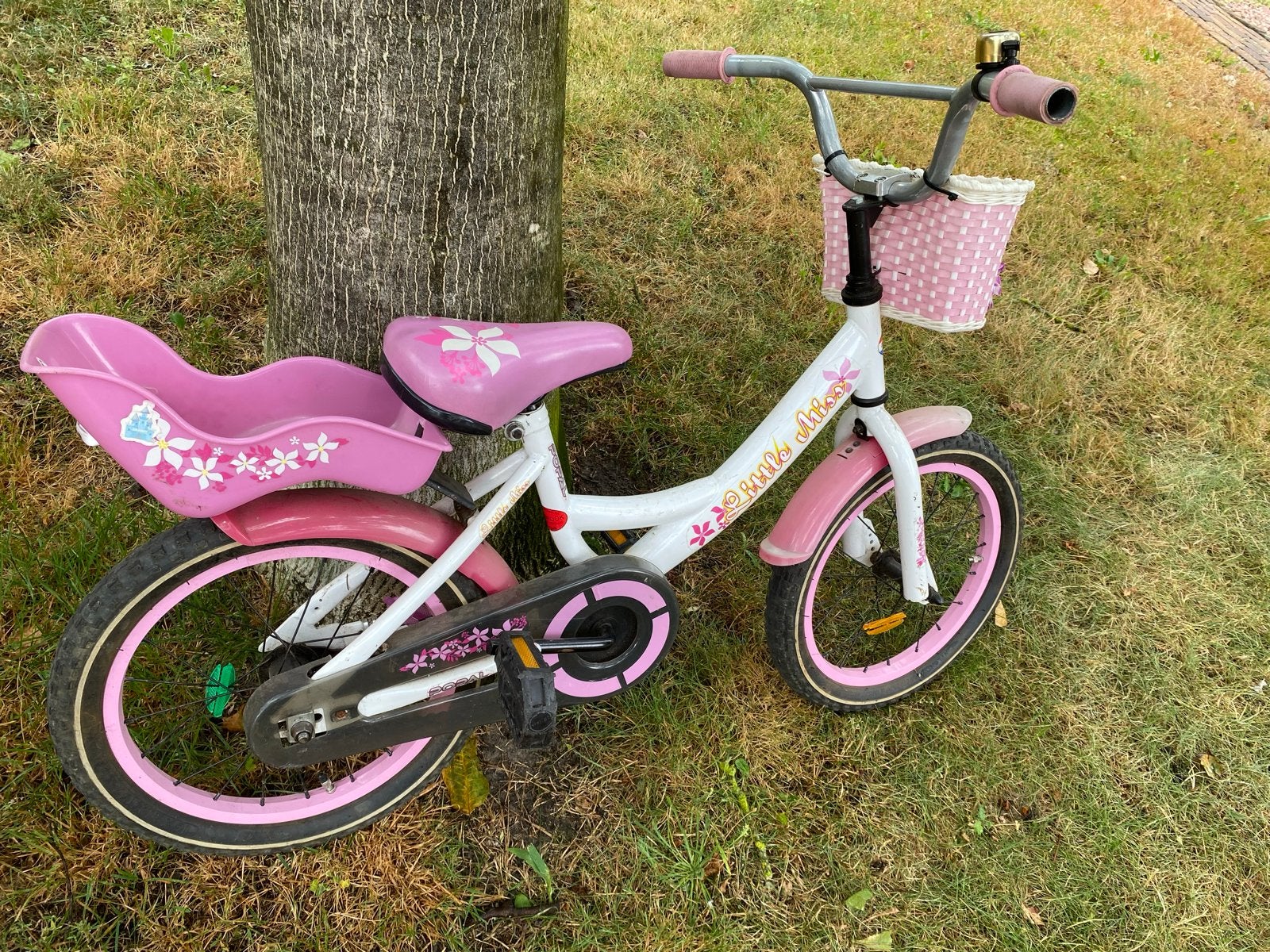 Popal Little Missy kinderfiets 16 inch met mandje en zitje, Fietsen en Brommers, Fietsen | Kinderfietsjes, Ophalen, Gebruikt, Terugtraprem