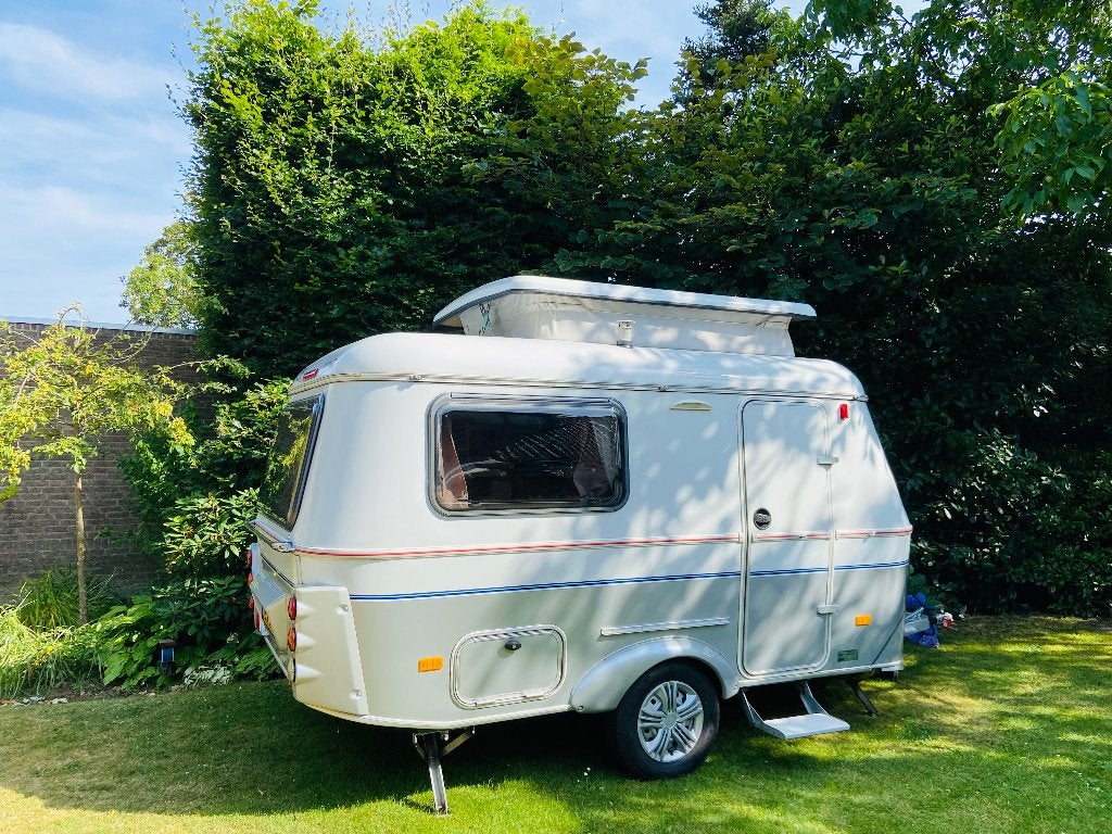 In uitmuntende staat! Eriba Touring Pan Familia 310 GT 2009, Caravans en Kamperen, Standaardzit, Tot en met 3, Particulier, 500 - 750 kg