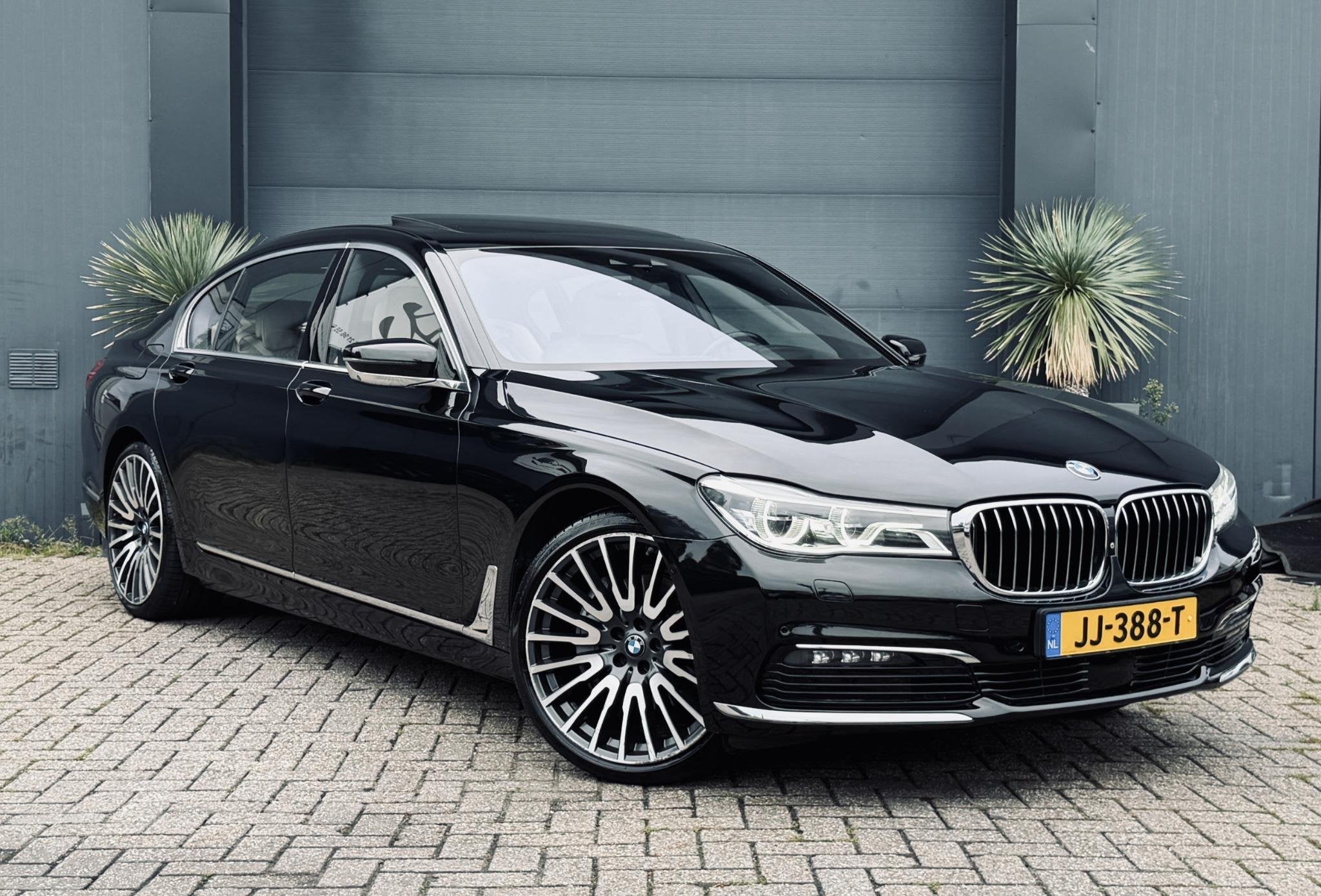 BMW 7-serie 740Li High Executive, Auto's, Automaat, Achterwielaandrijving, Gebruikt, Zwart