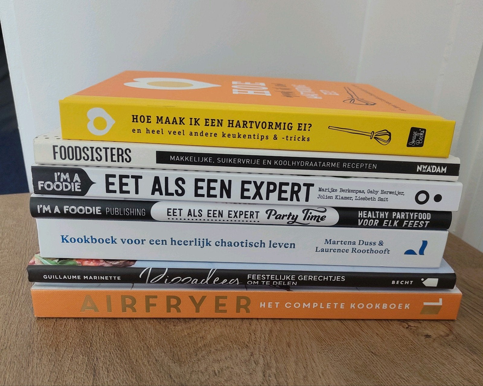 Tijd om te kokkerellen: stapel met 7 fijne kookboeken, Ophalen of Verzenden, Zo goed als nieuw