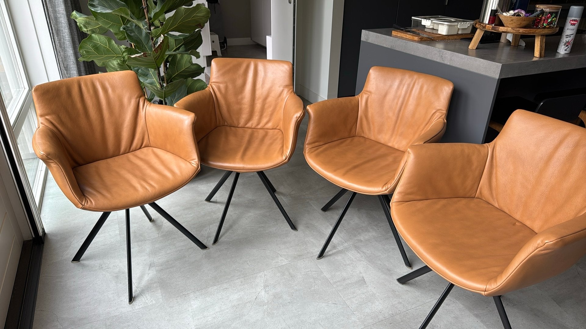 Eetkamerstoelen - Topform chess Cognac Nappa Leder, Huis en Inrichting, Stoelen, Ophalen, Bruin, Leer, Zo goed als nieuw