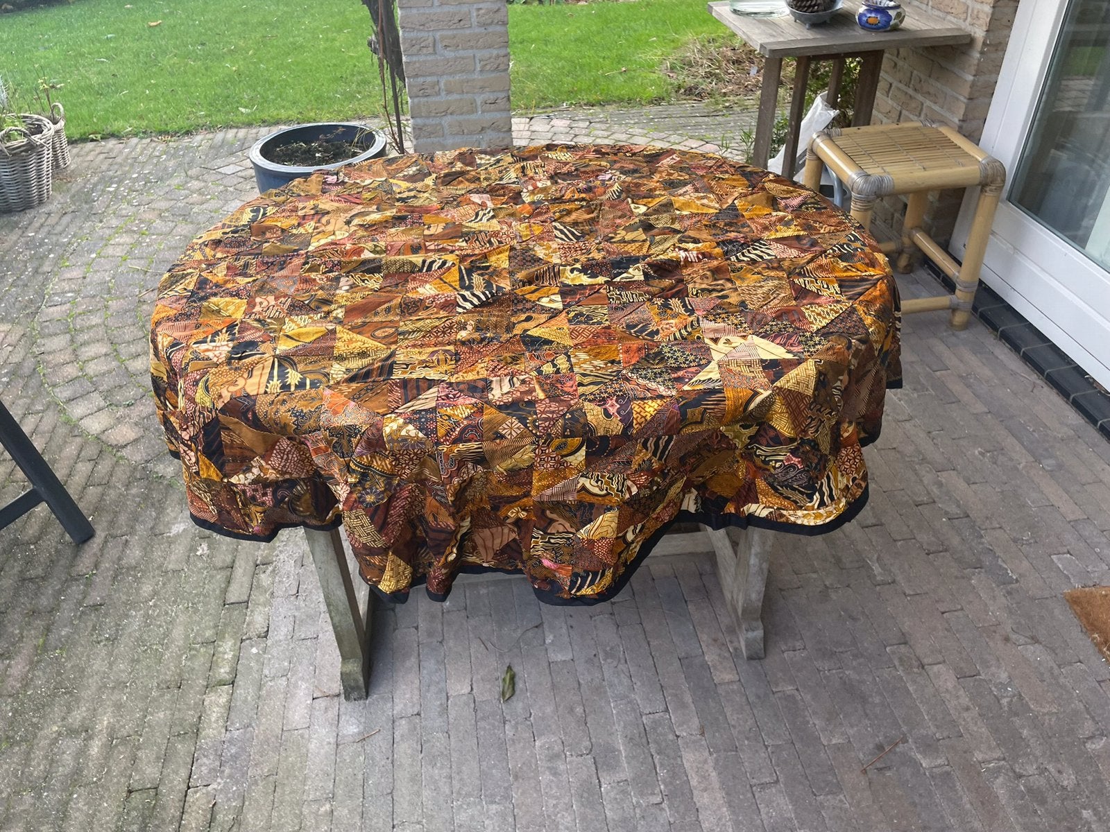 Tafel kleed  batik, Ophalen of Verzenden, Rond