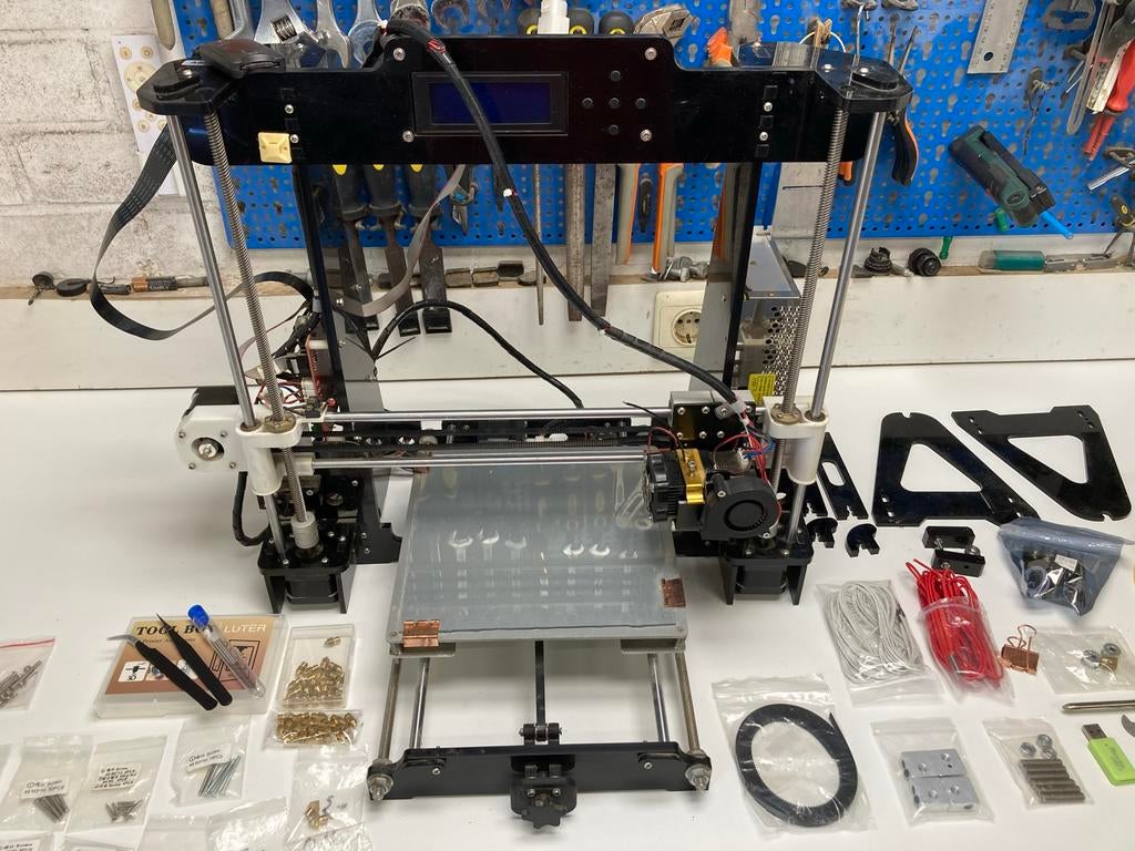 Anet A8 3D-printer defect voor reparatie of onderdelen, Computers en Software, 3D Printers, Ophalen, Niet werkend, Filament