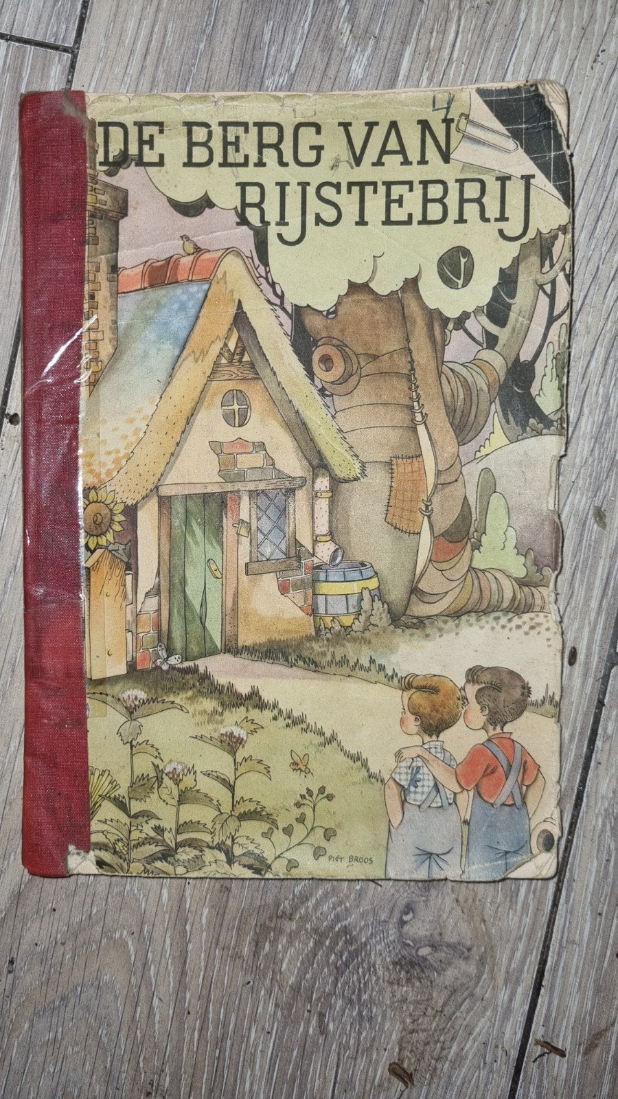 De Berg van Rijstebrij - Klassiek kinderboek, Ophalen of Verzenden, Gelezen, Piet Broos, Sprookjes