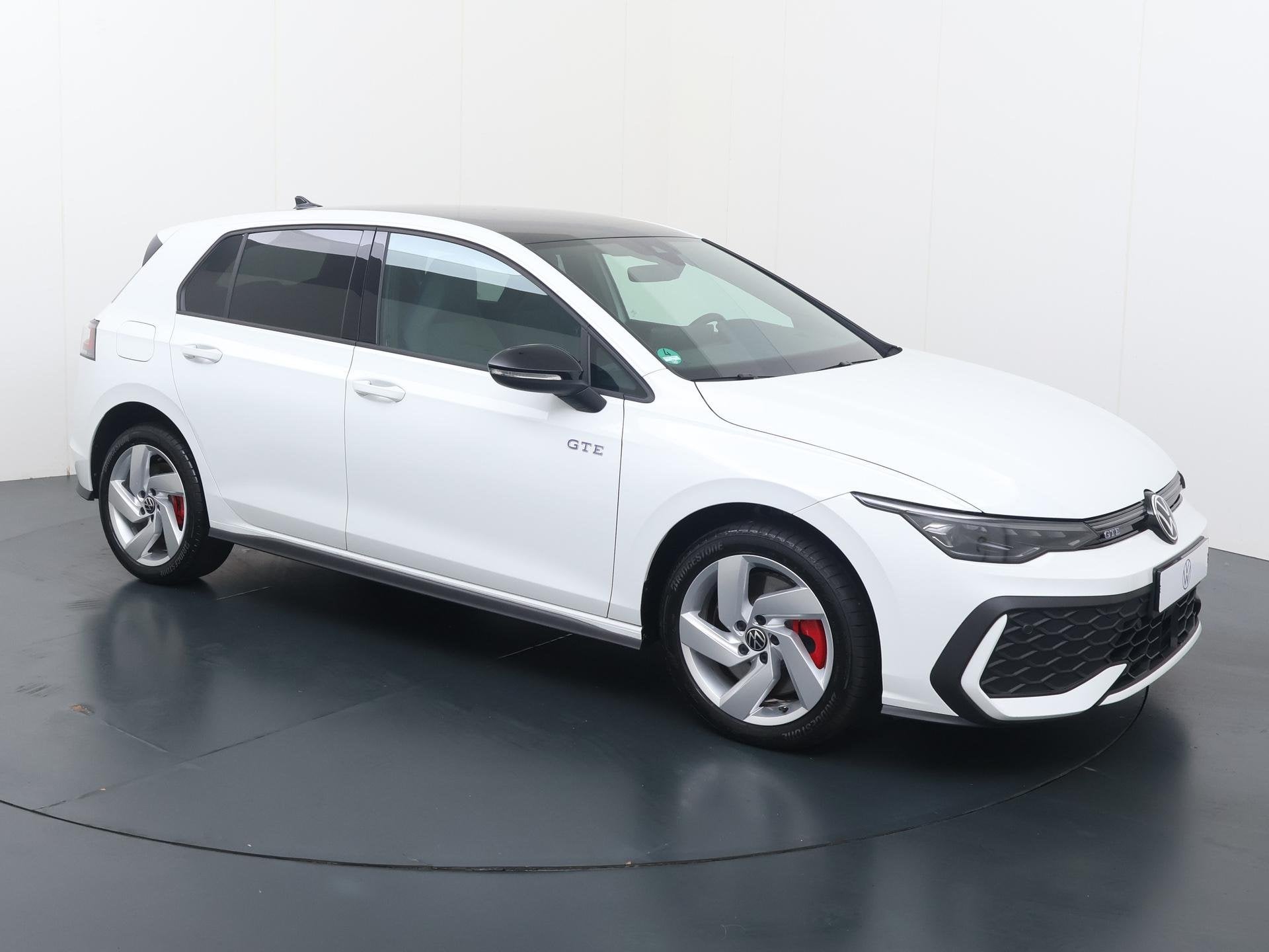Volkswagen Golf 1.5 eHybrid GTE | 272 PK | Adaptive Cruise C, Auto's, 12 maanden, Stof, 150 min, Plug-in hybride