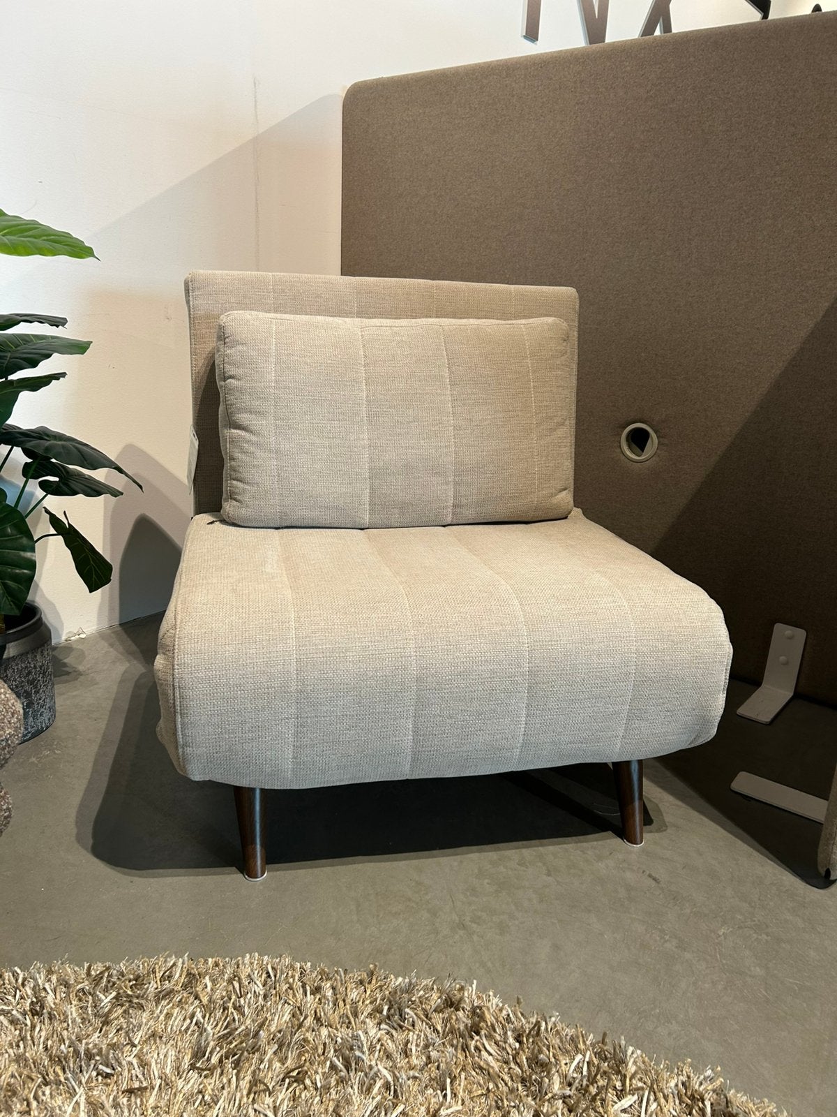Showroommodel 1persoonsl slaapstoel, Ophalen, Eenpersoons, Beige, 190 cm of minder