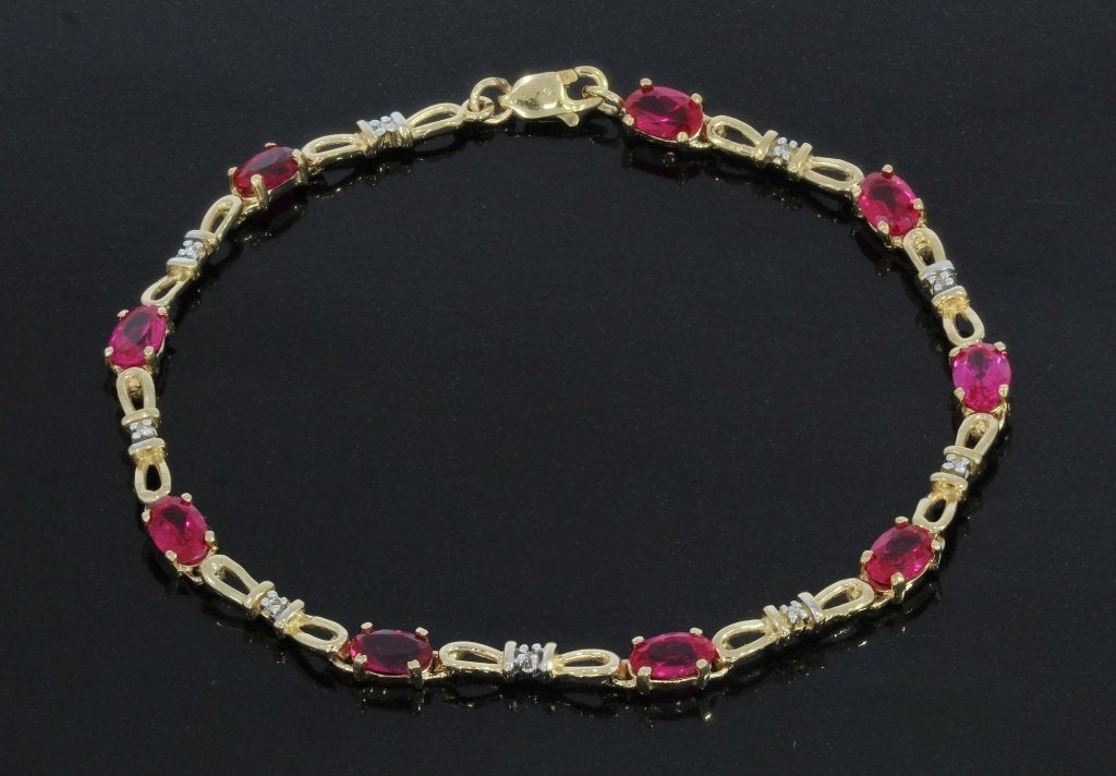 Robijn diamanten fraaie gouden dames armband briljant luxe, Voordeelsieraden, Ophalen of Verzenden, Zo goed als nieuw, Met edelsteen
