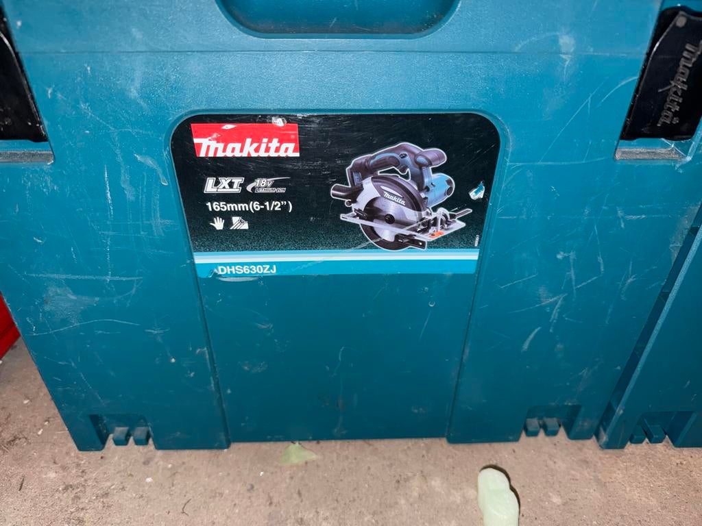 Makita DHS630ZJ Cirkelzaag 18V LXT 165mm, Gebruikt, Cirkelzaag, 70 mm of meer, Ophalen of Verzenden