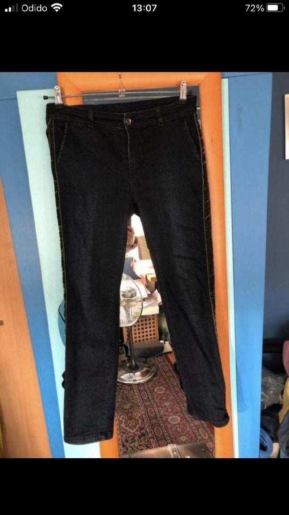 stoere stretchjeans met zijbies Rinascimento 40/42 zgan, Kleding | Dames, Zo goed als nieuw, Lang, Verzenden, Blauw