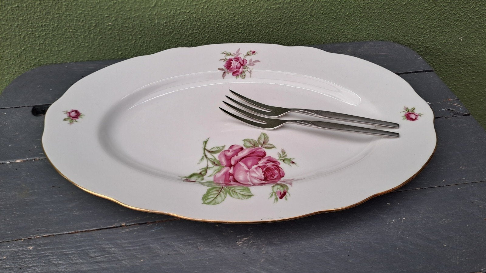 Bohemia Vleesschaal met Rozen Decor - Vintage Serveerschaal, Antiek en Kunst, Ophalen of Verzenden