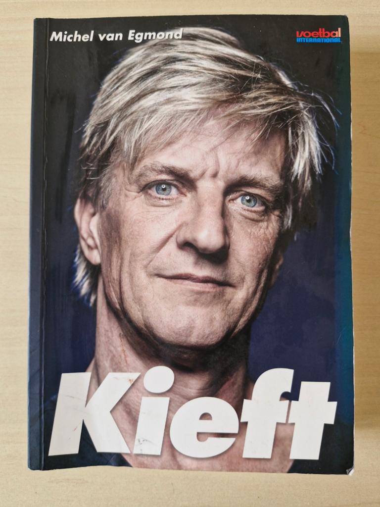 Kieft - Michel van Egmond (Voetbal International), Ophalen of Verzenden, Gelezen, Michel van Egmond, Overige sporten