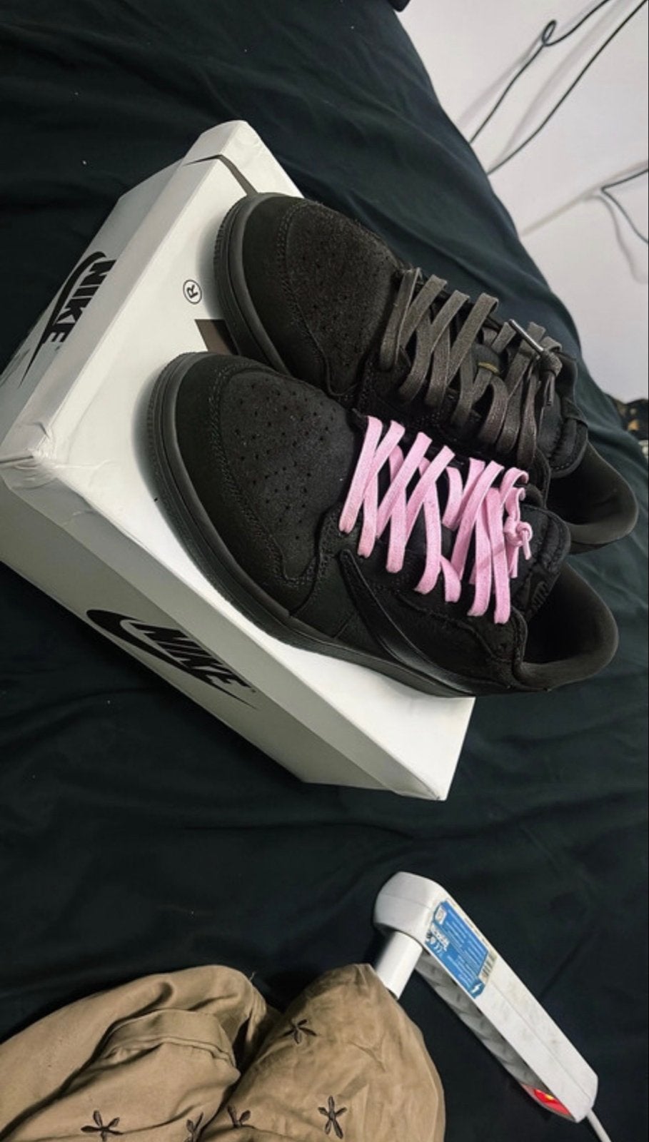 Nike Air Jordan 1 Low Travis Scott Black Phantom, Ophalen of Verzenden, Zo goed als nieuw, Zwart, Sneakers of Gympen