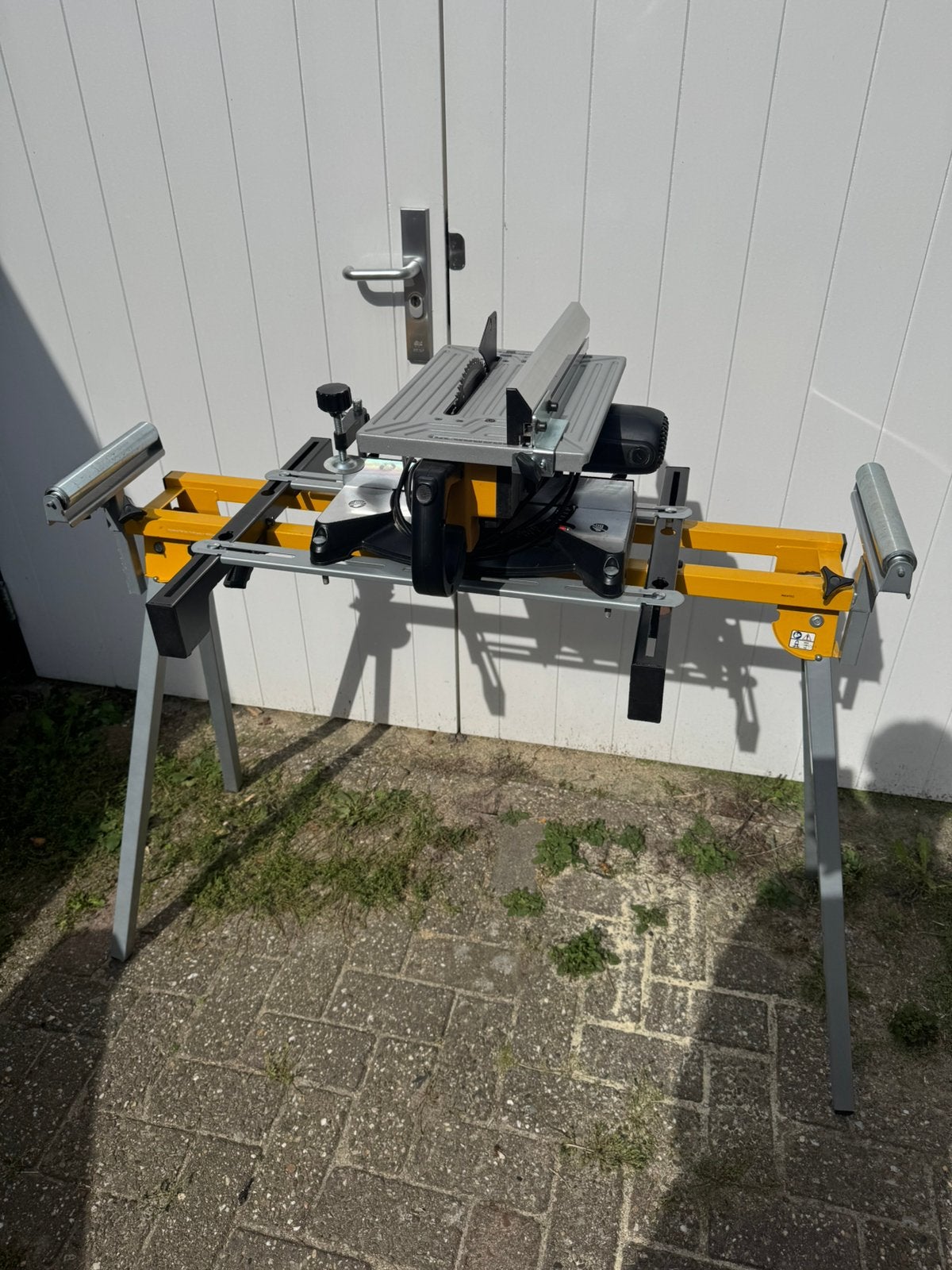 FEMI TR 077 Afkortzaag / Verstekzaag + standaard, Ophalen, 70 mm of meer, Zo goed als nieuw, Afkortzaag