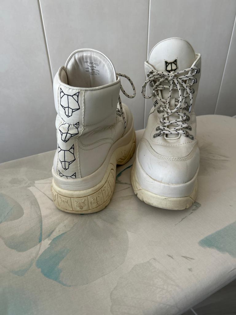 Naked Wolfe Track Boots - Witte Platform Laarzen, Ophalen of Verzenden, Zo goed als nieuw, Wit, Lage of Enkellaarzen