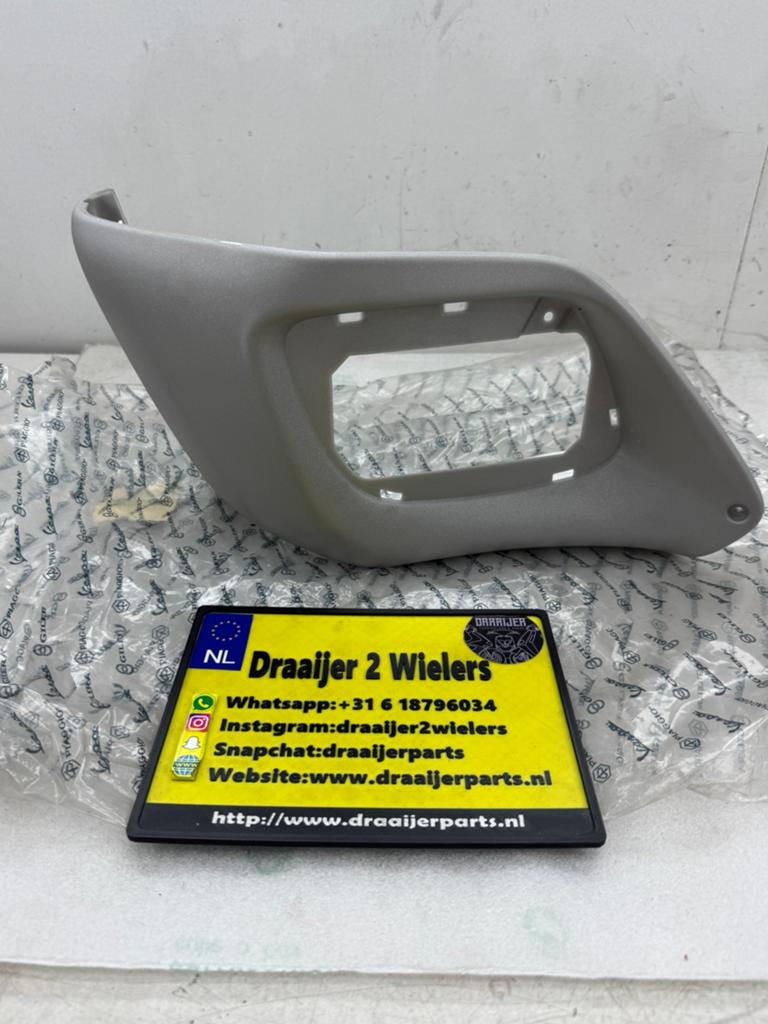 Gilera Runner radiateurkap grijs links NIEUW NOS, Ophalen