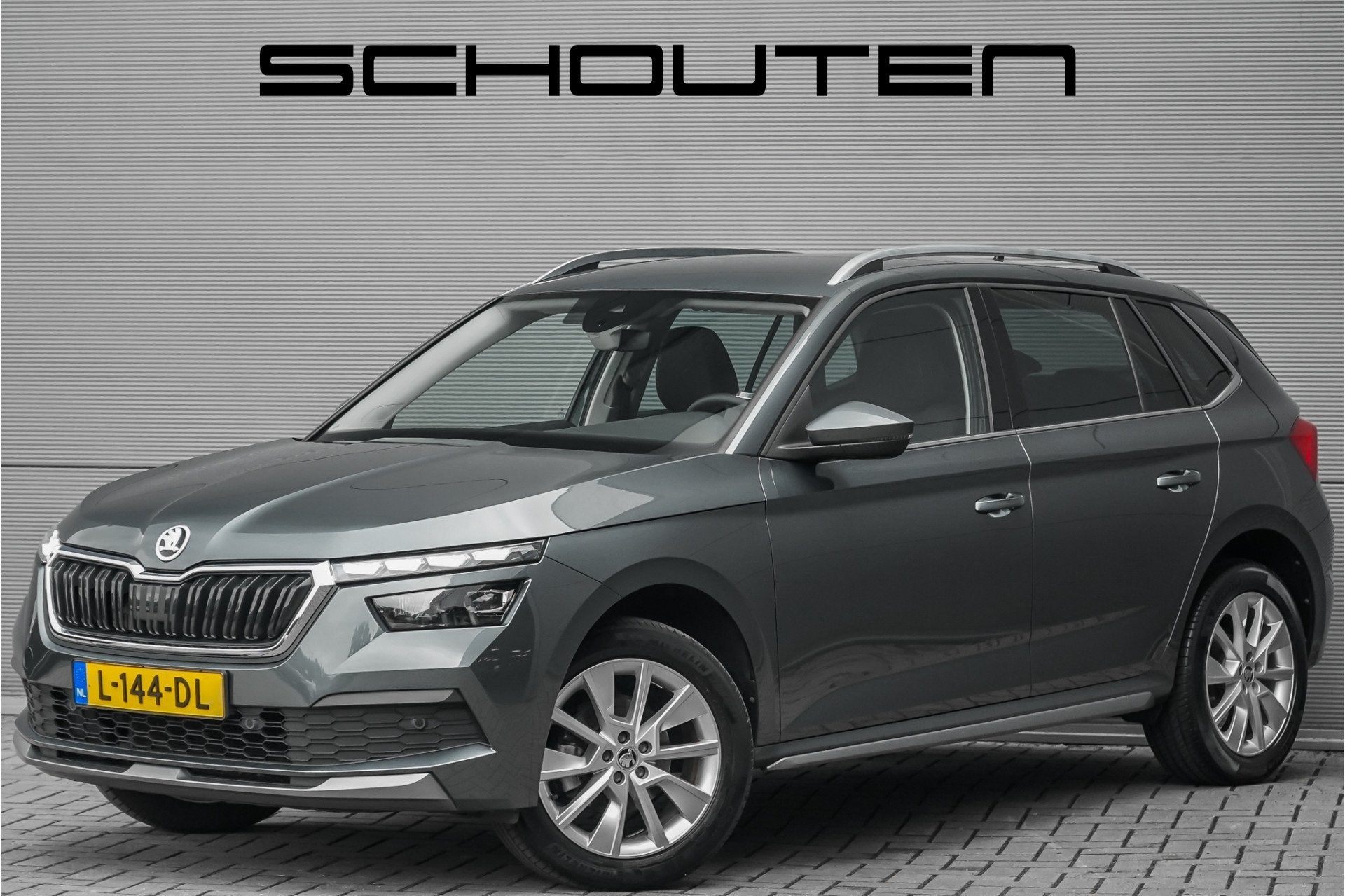 Skoda Kamiq 1.5 TSI ACT Business Edition Camera Trekhaak Stu, Auto's, 12 maanden, 4 cilinders, Alcantara, Bedrijf