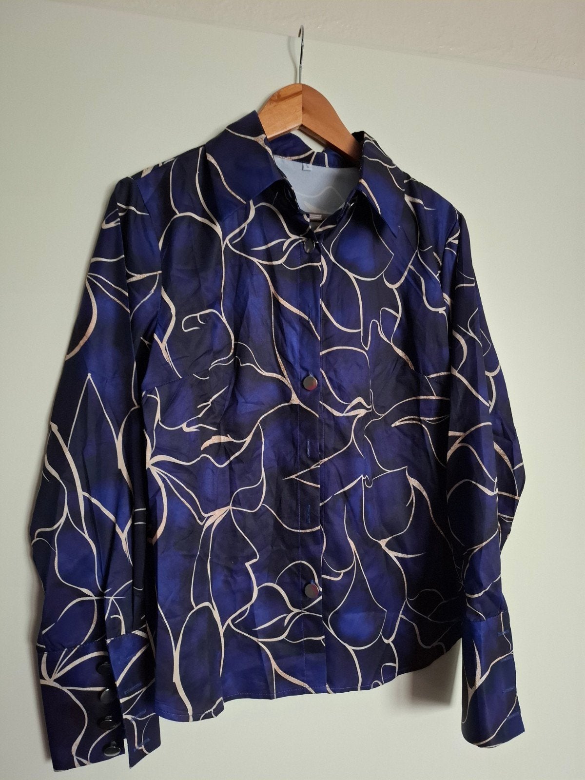 nieuwe blouse maat M, Ophalen of Verzenden
