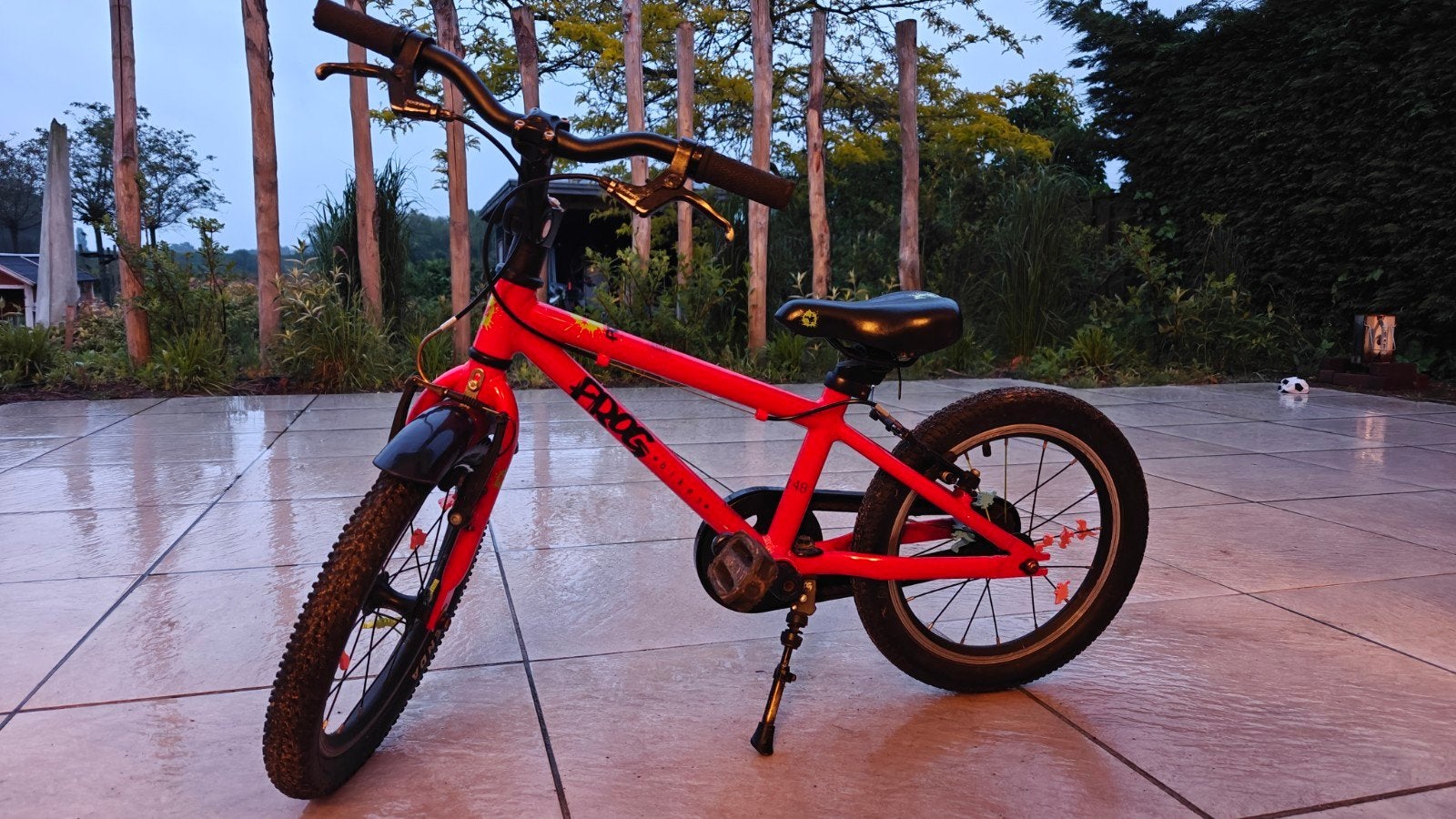 Frog kinderfiets rood - 16 inch wielgrootte, Ophalen of Verzenden