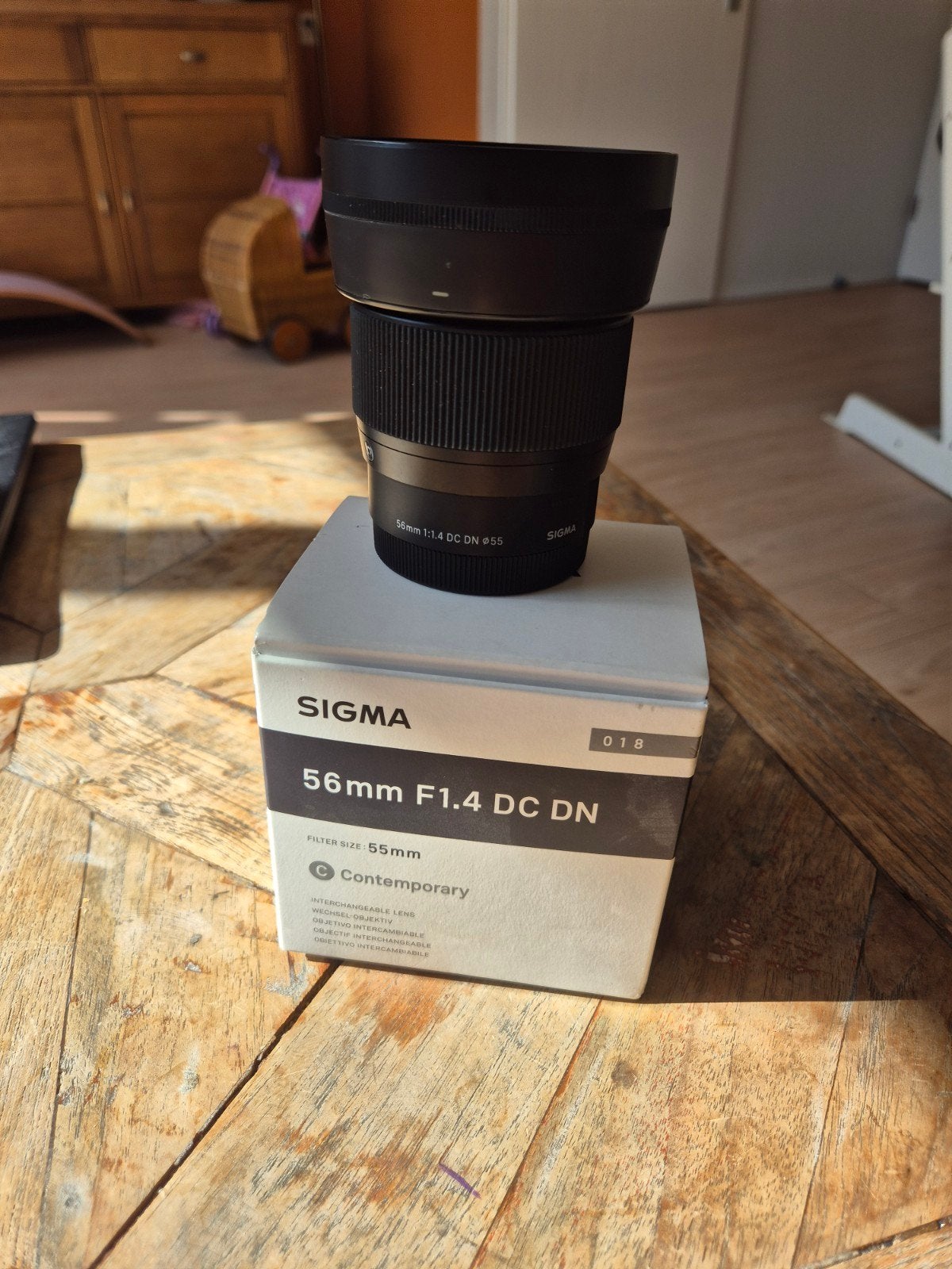 Sigma 56mm f1.4 DC DN Contemporary Sony E-mount softcase, Ophalen of Verzenden, Zo goed als nieuw, Standaardlens