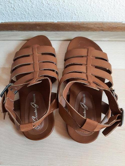 Nieuwe Dames Sandalen, maat 36, Bruin, Nieuw, Sandalen of Muiltjes, Ophalen of Verzenden