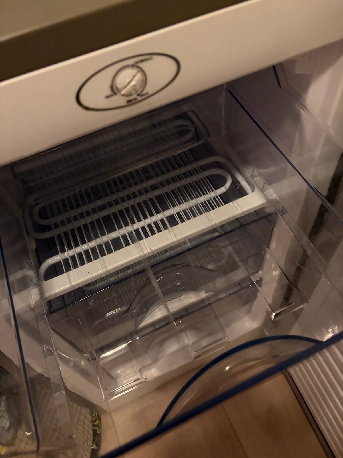 Foto 4 van Freezer - 64L