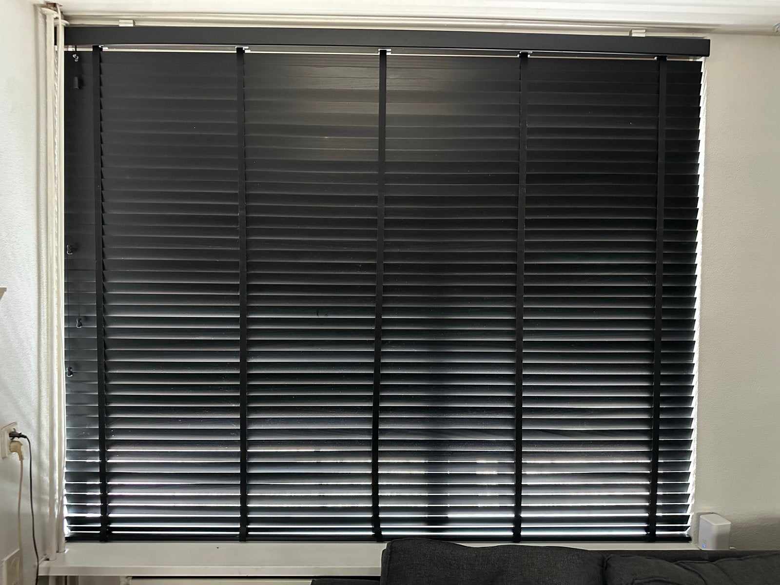 Zwarte jaloezieën - 2 stuks (240x199cm en 240x194cm), Ophalen, Gebruikt, Zwart, Jaloezie