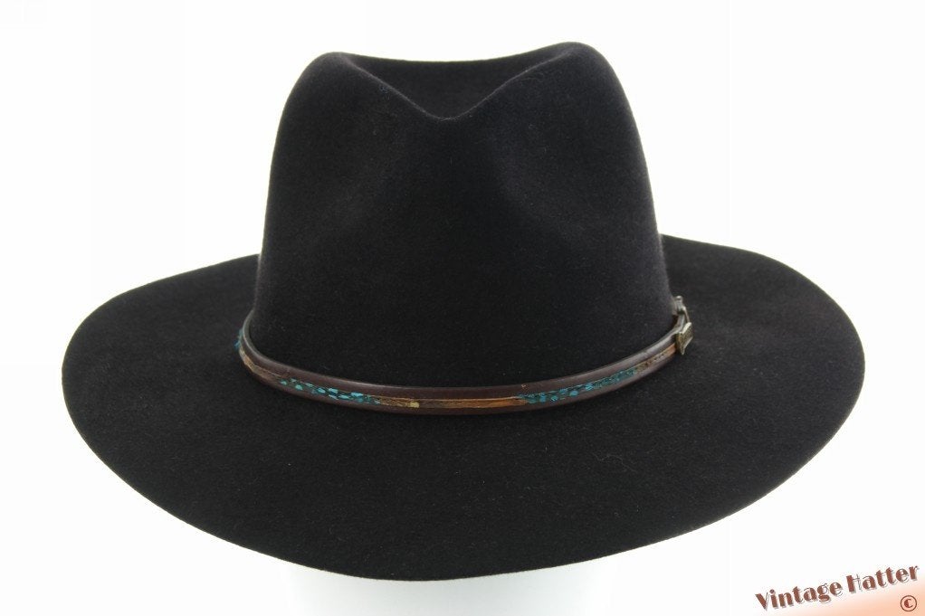 Outdoor gleufhoed Akubra Leisure Time zwart wolvilt 55-56, Akubra - Leisure Time, Hoed, Nieuw, Ophalen of Verzenden