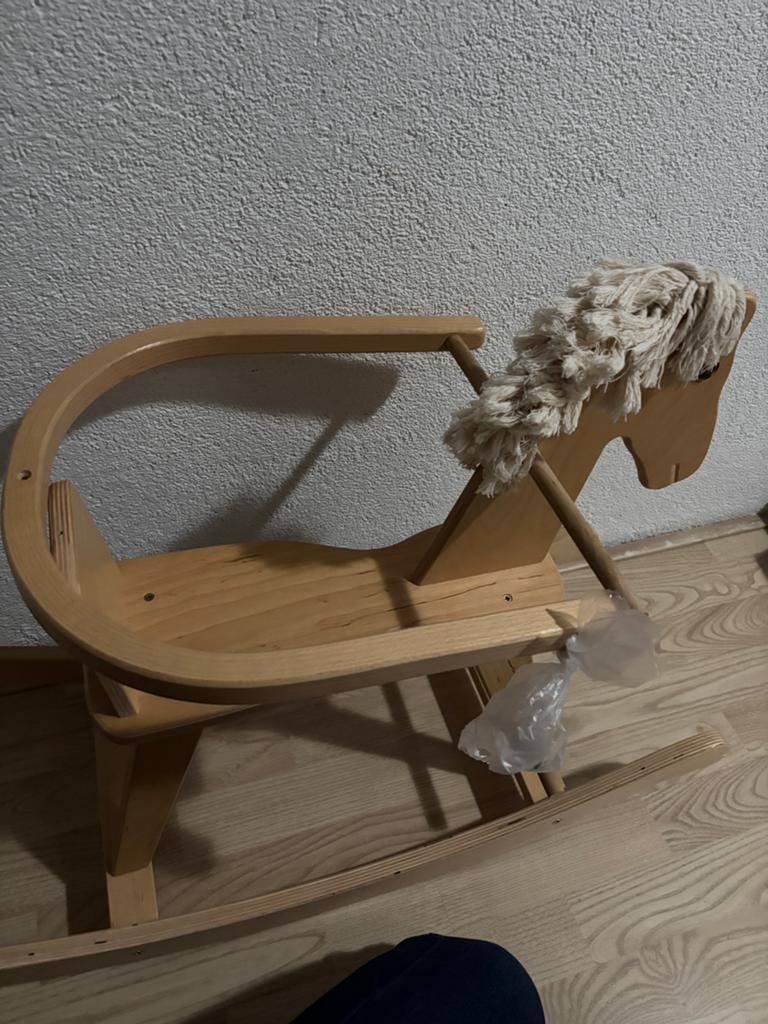 Hobbelpaard, Ophalen, Zo goed als nieuw