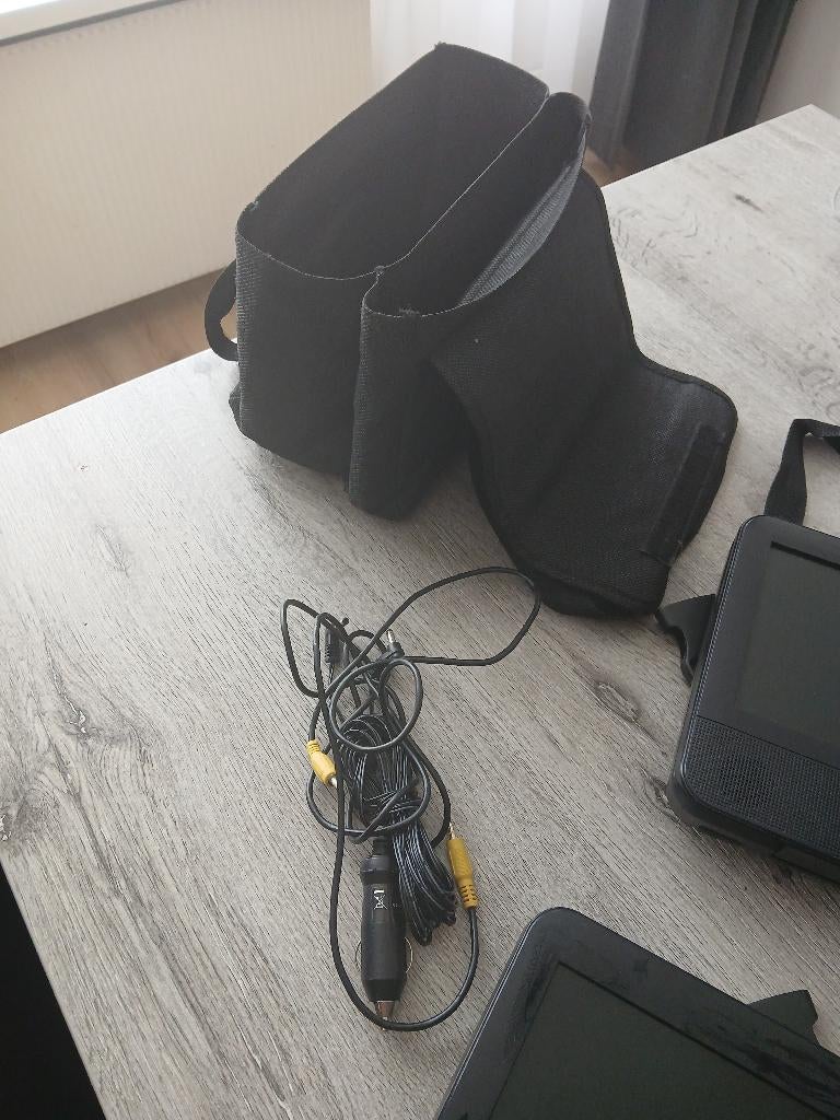 Auto tv schermpjes, Auto diversen, Ophalen, Zo goed als nieuw