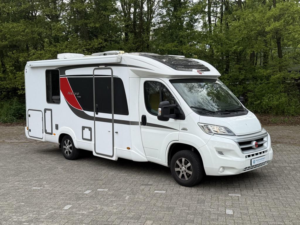 Bürstner Nexxo T 685 Queensbed,Airco,Omvormer, Caravans en Kamperen, Campers, Standaard zit, Ringverwarming, Reservewiel, Bedrijf