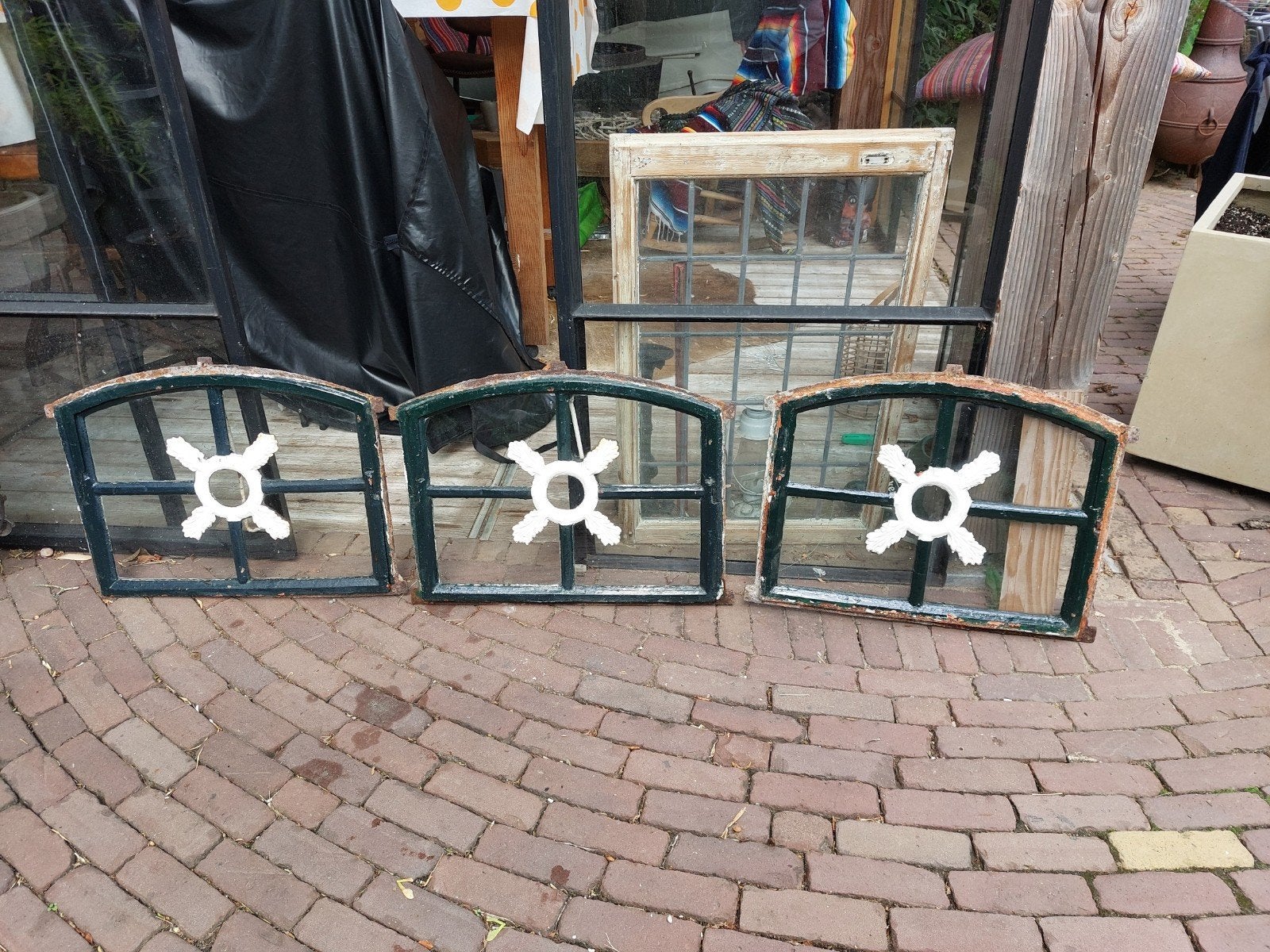 stalramen (spinnenkop), Ophalen