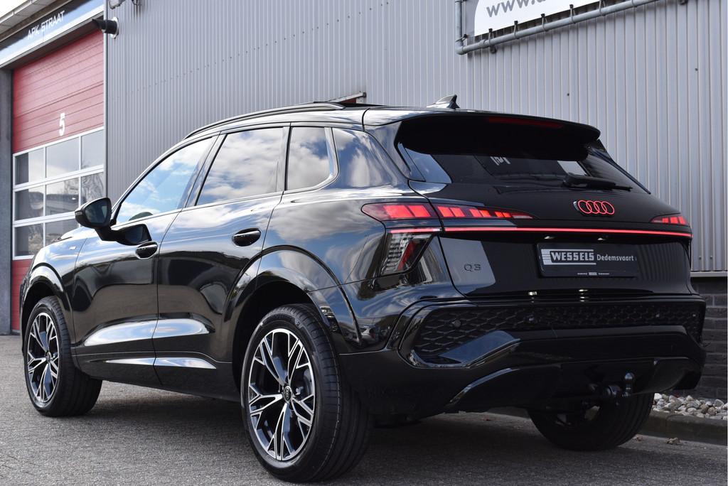 Audi Q3 35 TFSI S line S tronic NIEUWE TYPE, Panorama, Elek., Automatische klimaatregeling, 15 km/l, 750 kg, 4 cilinders