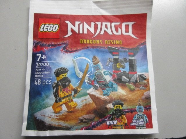 30700 Ninjago Arin vs. Dragonian Battle. Nieuw !, Lego, Ophalen of Verzenden, Nieuw, Compleet