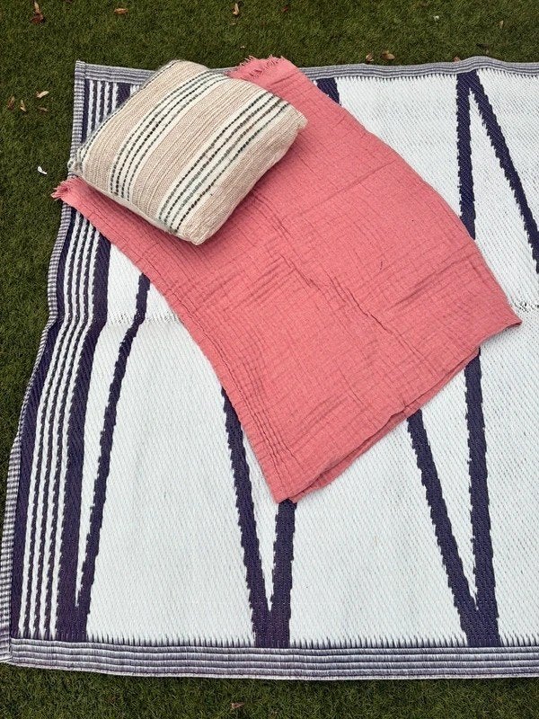 Picknickset 3-delig – Kleed, Roze Deken & Kussen – €2, Ophalen of Verzenden, Zo goed als nieuw