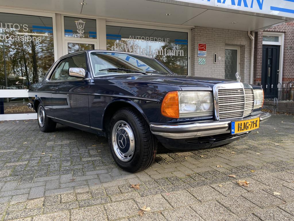 Mercedes-Benz 200-280 (W123) 230 CE COUPE AUTOMAAT 57.686 k., Auto's, Oldtimers, Automaat, Open dak, Beige, Blauw