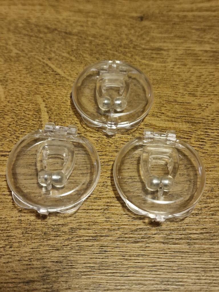 NIEUW Antisnurk neusclips in doosje 3 stuks, Ophalen, Nieuw, Glas of Kopje