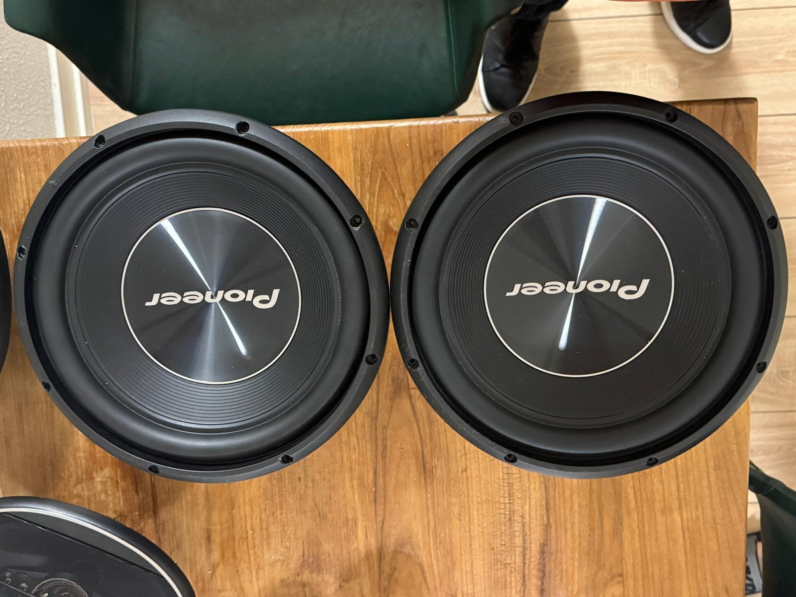 Autospeakers en subwoofers pioneer., Auto diversen, Autospeakers, Ophalen, Zo goed als nieuw