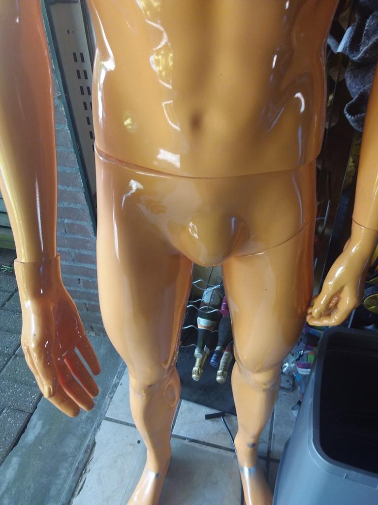 Paspop, Ophalen, Zo goed als nieuw