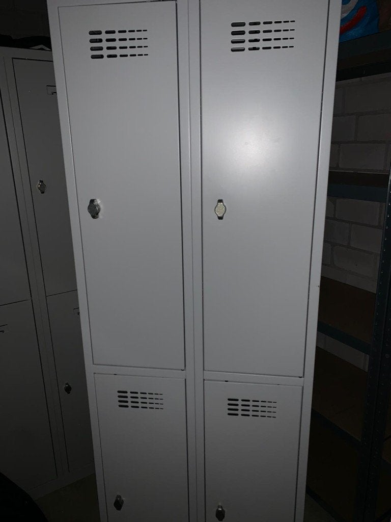Diverse metalen lockerkasten / garderobekasten, Huis en Inrichting, Ophalen, Gebruikt