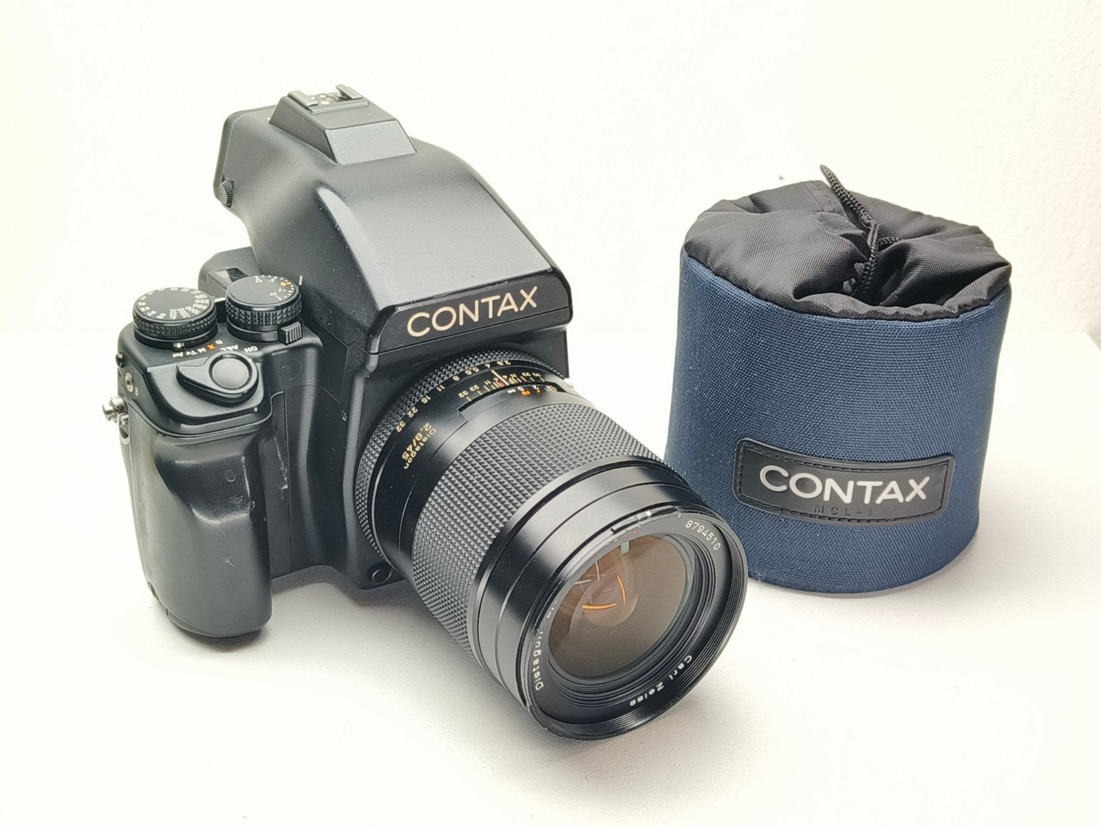Contax 645 met Carl Zeiss 45mm f2.8 Distagon T*, Audio, Tv en Foto, Fotocamera's Analoog, Ophalen of Verzenden, Zo goed als nieuw