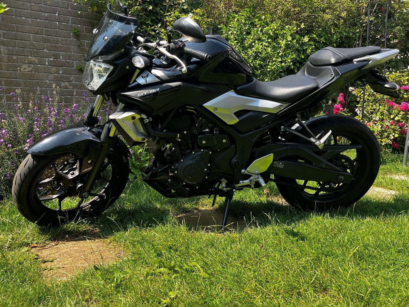 Yamaha MT03 35 kW - A2 rijbewijs - weinig kilometers - 2016, 2 cilinders, 321 cc, Gebruikt, Particulier