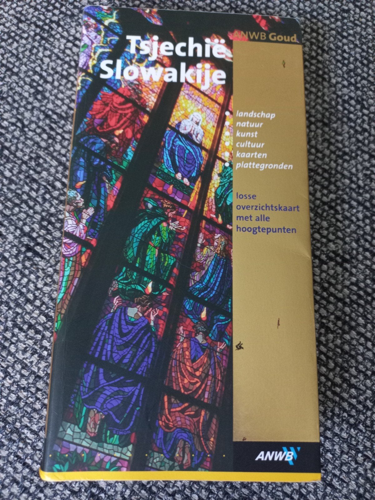 ANWB Goud Reisgids Tsjechië Slowakije, Europa, Ophalen of Verzenden, Zo goed als nieuw, Reisgids of -boek