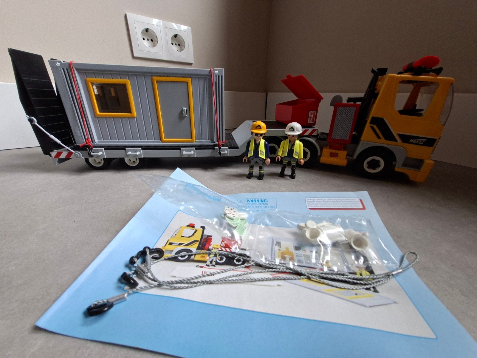 Playmobil City Action Vrachtwagen met Container en Figuren, Gebruikt, Complete set, Voertuig, Ophalen of Verzenden