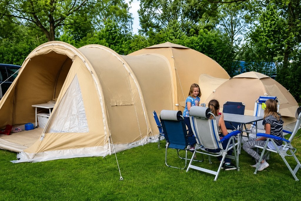 Karsten oppomptent 350 compleet met aanhanger en inventaris, Caravans en Kamperen, Ophalen, Zo goed als nieuw, Tot en met 6