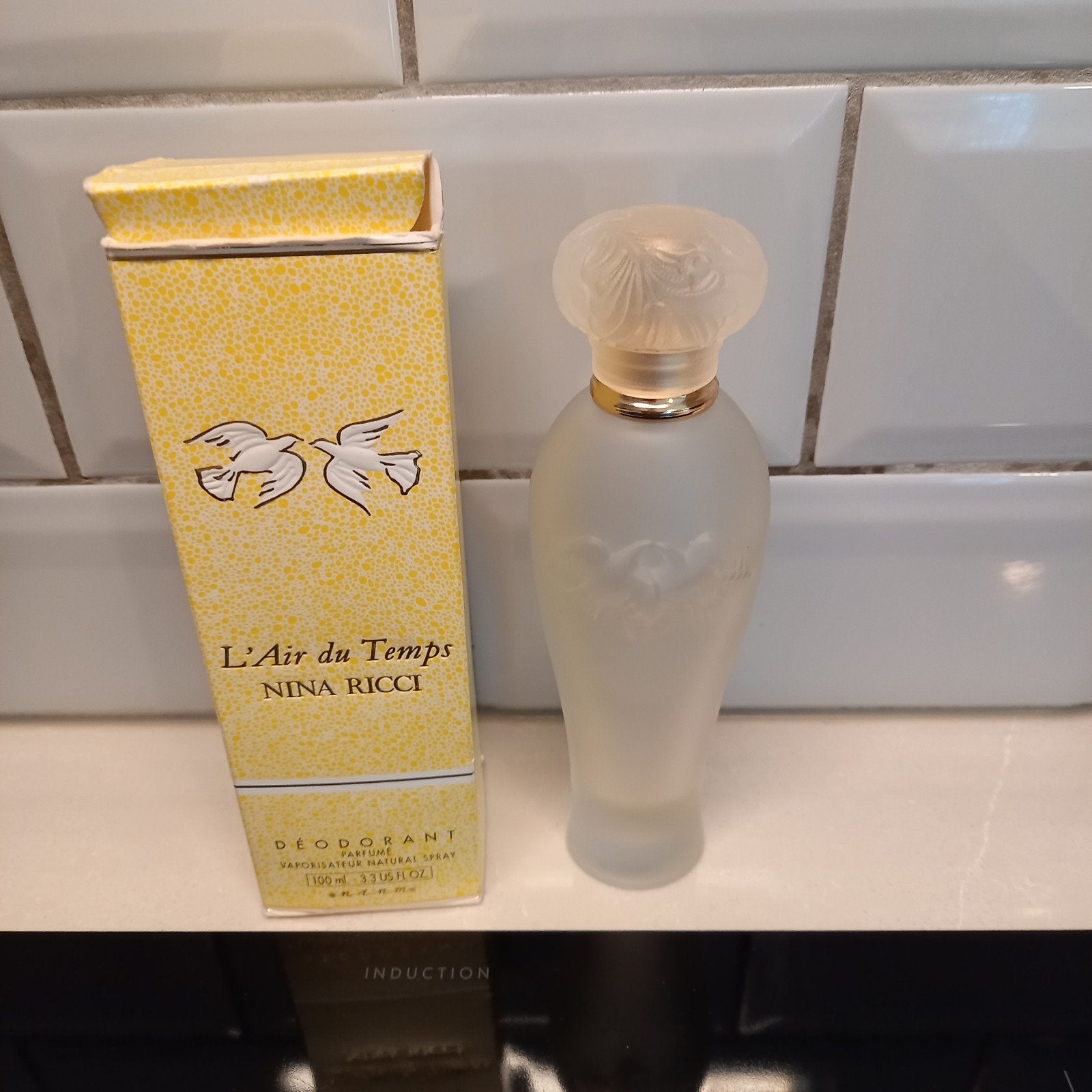 Vintage Nina Ricci L'Air du Temps Deodorant Spray (100ml), Verzamelen, Ophalen of Verzenden, Parfumfles