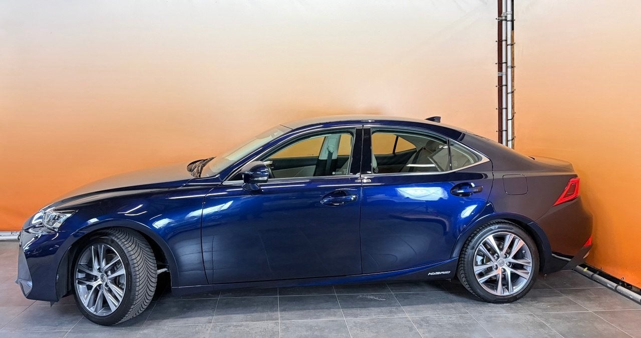 Lexus IS 300h Hybrid Business Line navi | clima | adaptive c, Auto's, Automaat, Achterwielaandrijving, Blauw, Leder en Stof