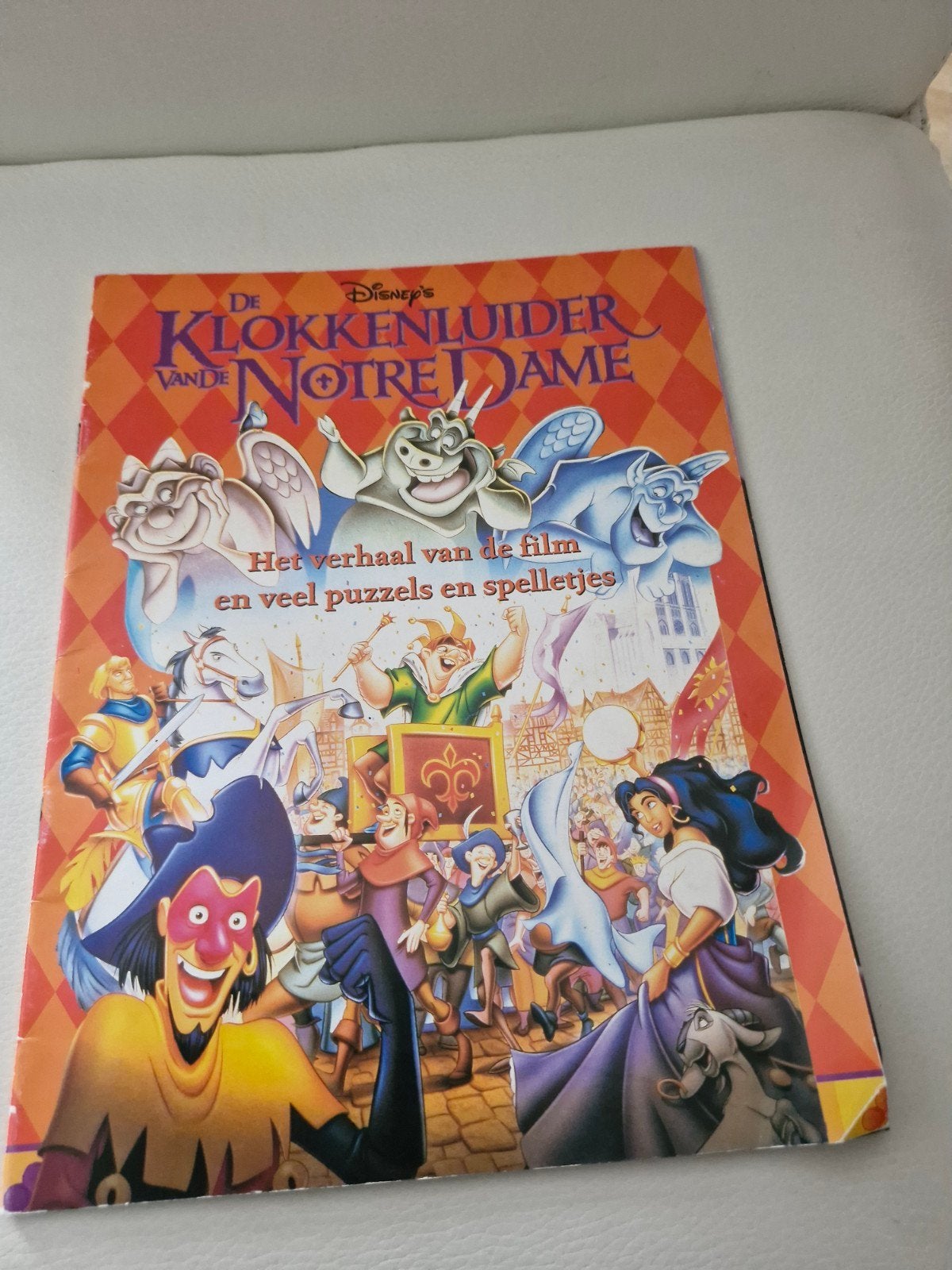 Disney's De Klokkenluider van de Notre Dame Boek, Ophalen of Verzenden, Gelezen, Disney, Sprookjes